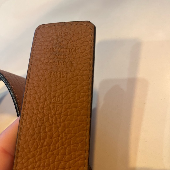 Men’s Louis Vuitton (LV) initials belt, real leather, reversible, 100% authentic - Picture 10 of 14